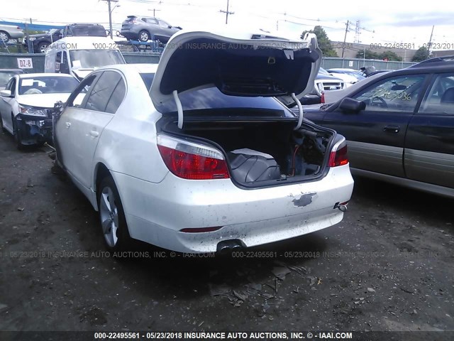 WBANF73597CU23170 - 2007 BMW 530 XI WHITE photo 3