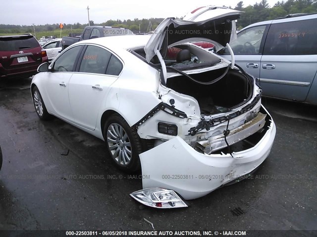 2G4GS5EV4D9157371 - 2013 BUICK REGAL PREMIUM WHITE photo 3