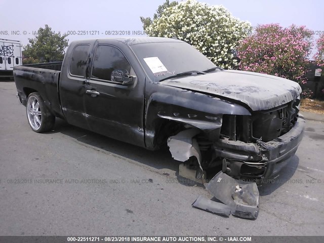 1GCEC19X17Z650836 - 2007 CHEVROLET SILVERADO C1500 CLASSIC BLACK photo 1