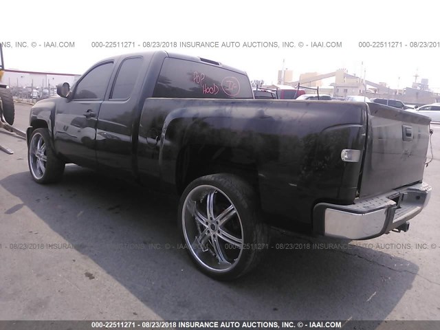 1GCEC19X17Z650836 - 2007 CHEVROLET SILVERADO C1500 CLASSIC BLACK photo 3