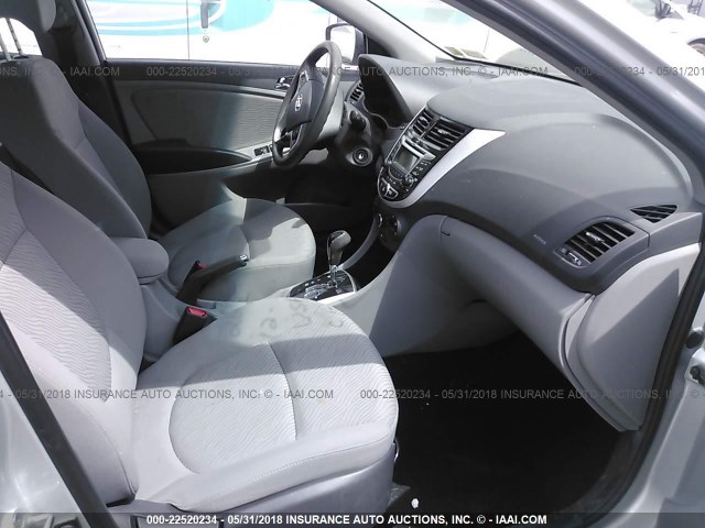 KMHCU4AE4CU238932 - 2012 HYUNDAI ACCENT GLS/GS/SE SILVER photo 5