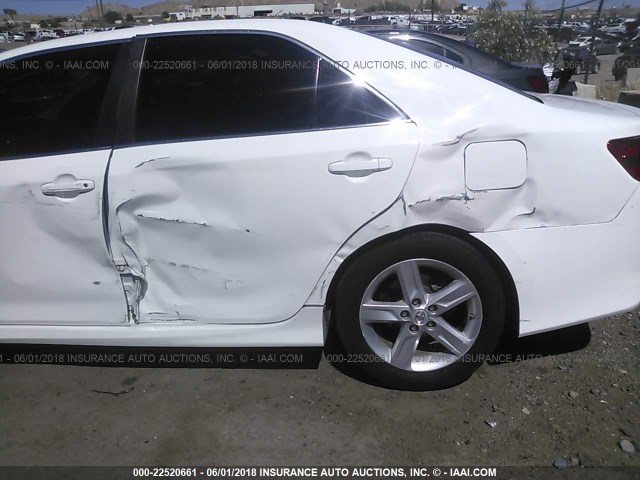 4T1BF1FK3EU333889 - 2014 TOYOTA CAMRY L/SE/LE/XLE 白色 照片 6