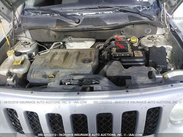 1J4NF1GB0BD250135 - 2011 JEEP PATRIOT SILVER photo 10