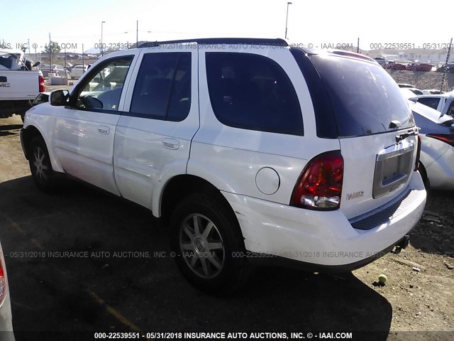 5GADT13S242219470 - 2004 BUICK RAINIER CXL WHITE photo 3