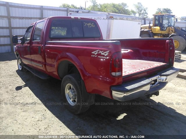 1FTSW31F8YED97743 - 2000 FORD F350 SRW SUPER DUTY RED photo 3