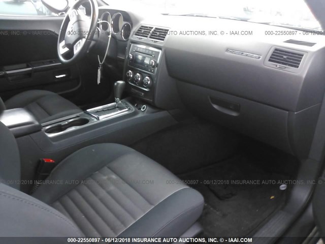 2C3CDYAGXDH692141 - 2013 DODGE CHALLENGER SXT GRAY photo 5