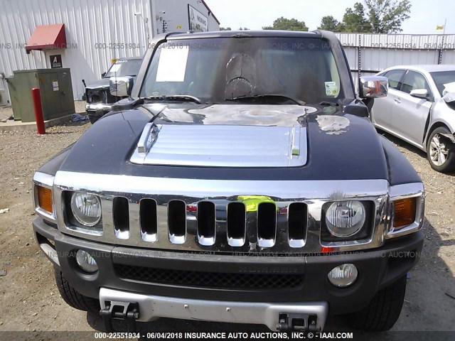 5GTEN13E988112869 - 2008 HUMMER H3 BLACK photo 6