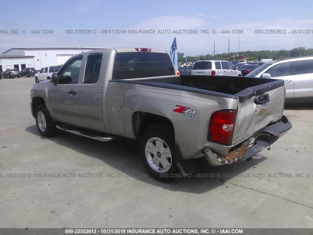 1GCEK29009Z264276 - 2009 CHEVROLET SILVERADO K1500 LT SILVER photo 3