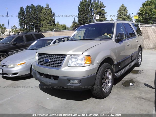 1FMPU15L24LA22464 - 2004 FORD EXPEDITION XLT TAN photo 2