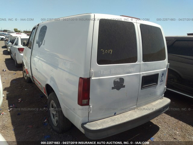 1GCDM19XX3B115998 - 2003 CHEVROLET ASTRO WHITE photo 3