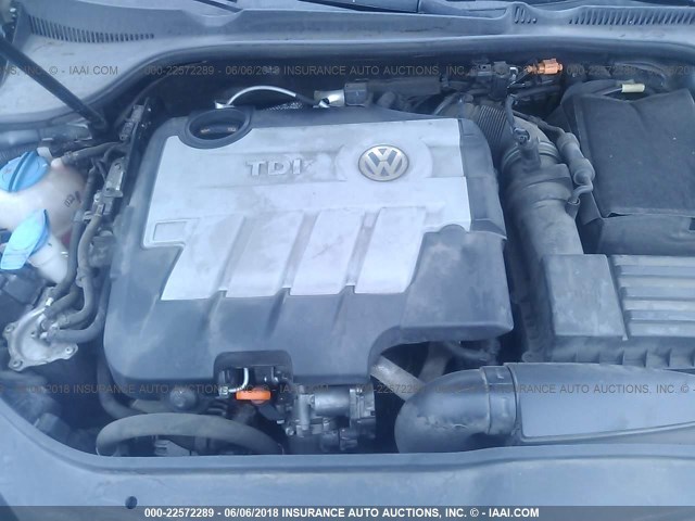 3VWRL71K19M166302 - 2009 VOLKSWAGEN JETTA TDI GRAY photo 10