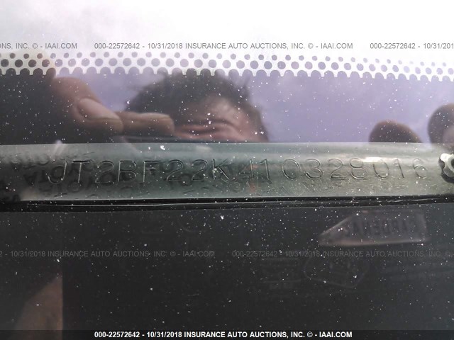 JT2BF22K410328016 - 2001 TOYOTA CAMRY CE/LE/XLE ვერცხლისფერი ფოტო 9