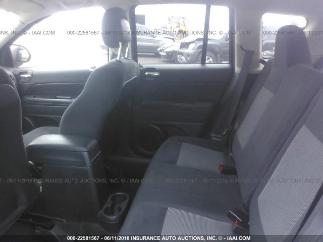 1C4NJDBB4GD646766 - 2016 JEEP COMPASS SPORT SILVER photo 8