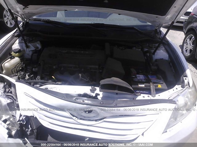 4T1BE46K09U909268 - 2009 TOYOTA CAMRY SE/LE/XLE WHITE photo 10
