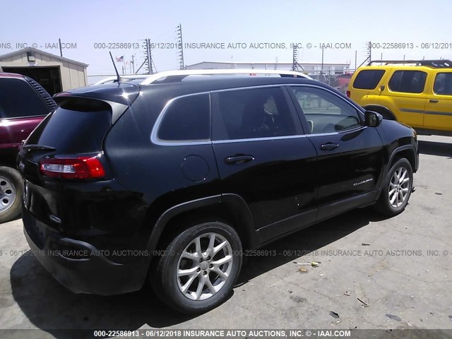 1C4PJLCS6GW307190 - 2016 JEEP CHEROKEE LATITUDE BLACK photo 4