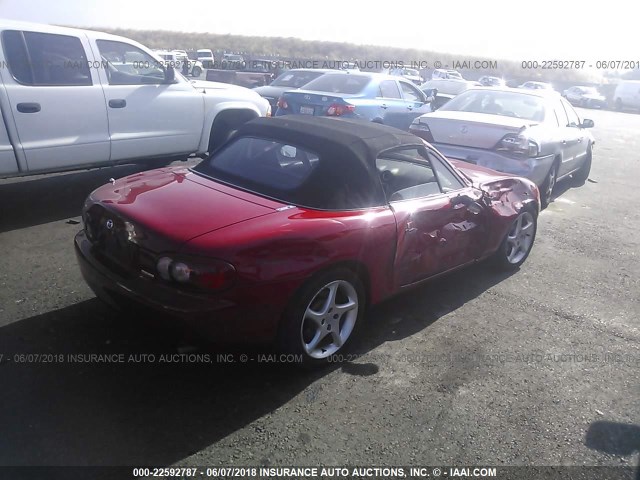 JM1NB353030301330 - 2003 MAZDA MX-5 MIATA LS RED photo 4