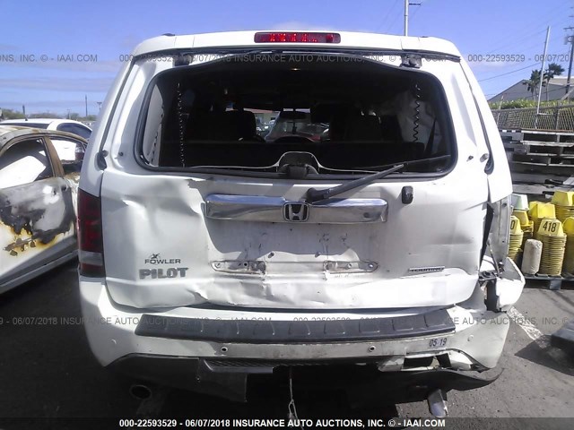 5FNYF3H92CB034372 - 2012 HONDA PILOT TOURING WHITE photo 6