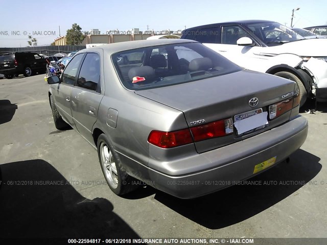 4T1BG22K9YU624457 - 2000 TOYOTA CAMRY CE/LE/XLE 灰色 照片 3