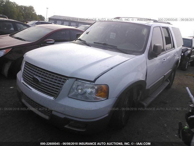 1FMFU18L43LB83145 - 2003 FORD EXPEDITION EDDIE BAUER WHITE photo 2