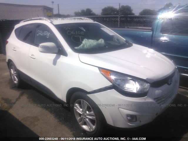 KM8JU3AC1DU664594 - 2013 HYUNDAI TUCSON GLS/LIMITED თეთრი ფოტო 1