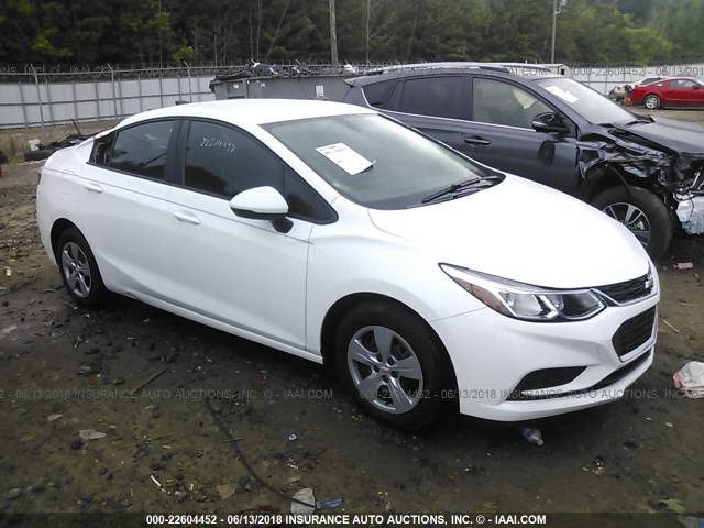 1G1BC5SM3J7137240 - 2018 CHEVROLET CRUZE LS WHITE photo 1