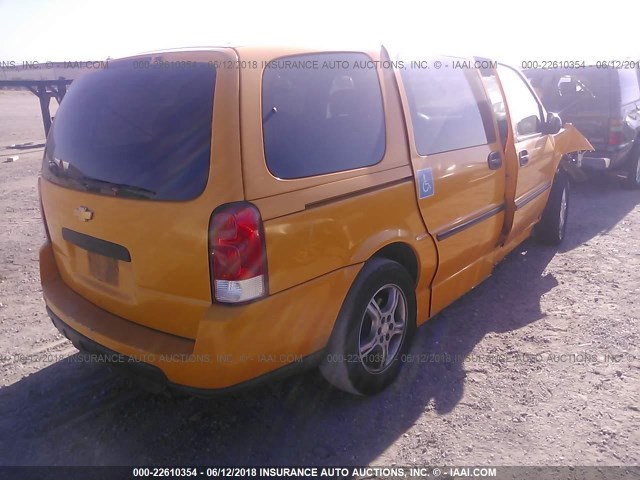 1GBDV13W47D168899 - 2007 CHEVROLET UPLANDER INCOMPLETE ORANGE photo 4