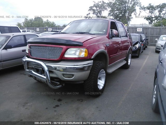 1FMPU18L5YLB11902 - 2000 FORD EXPEDITION EDDIE BAUER RED photo 2