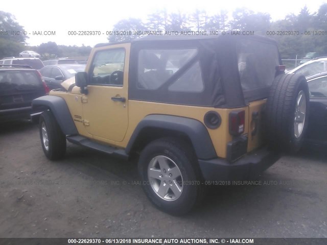 1C4AJWAG7DL697302 - 2013 JEEP WRANGLER SPORT YELLOW photo 3