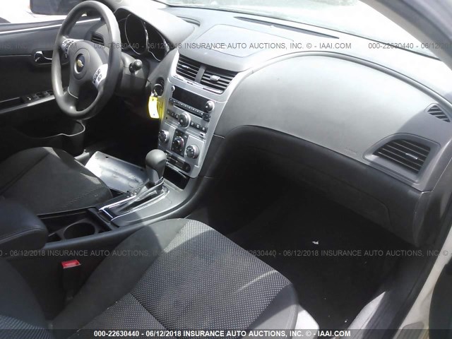 1G1ZC5E09CF227153 - 2012 CHEVROLET MALIBU 1LT 白色 照片 5