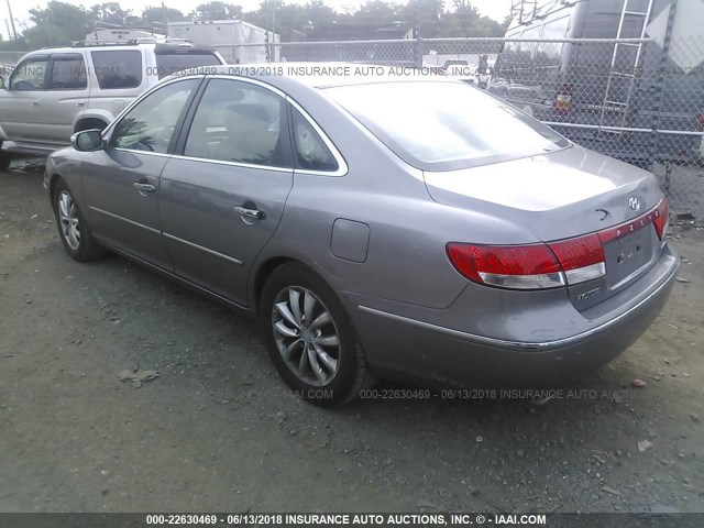 KMHFC46F67A147248 - 2007 HYUNDAI AZERA SE/LIMITED GRAY photo 3