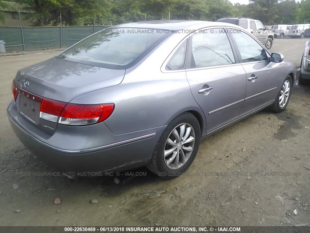 KMHFC46F67A147248 - 2007 HYUNDAI AZERA SE/LIMITED GRAY photo 4