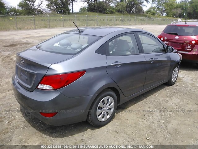 KMHCT4AE2GU016656 - 2016 HYUNDAI ACCENT SE SILVER photo 4