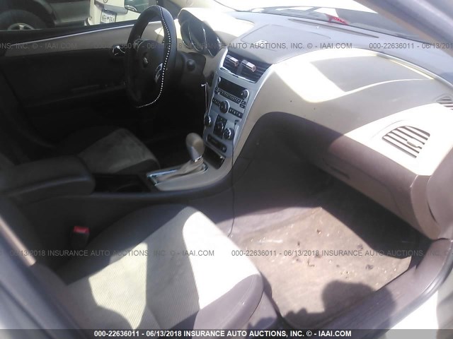 1G1ZB5EB1AF302591 - 2010 CHEVROLET MALIBU LS 棕色 照片 5