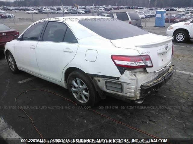 4T1BK3EK0AU608055 - 2010 TOYOTA CAMRY SE/LE/XLE WHITE photo 3