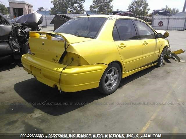 JA3AJ86E33U083762 - 2003 MITSUBISHI LANCER OZ RALLY YELLOW photo 4