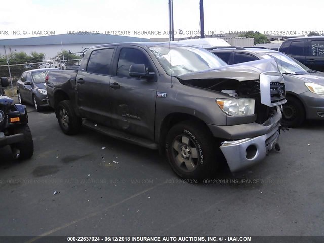 5TFDV54177X026678 - 2007 TOYOTA TUNDRA CREWMAX SR5 BROWN photo 1