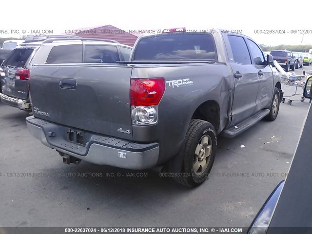 5TFDV54177X026678 - 2007 TOYOTA TUNDRA CREWMAX SR5 BROWN photo 4