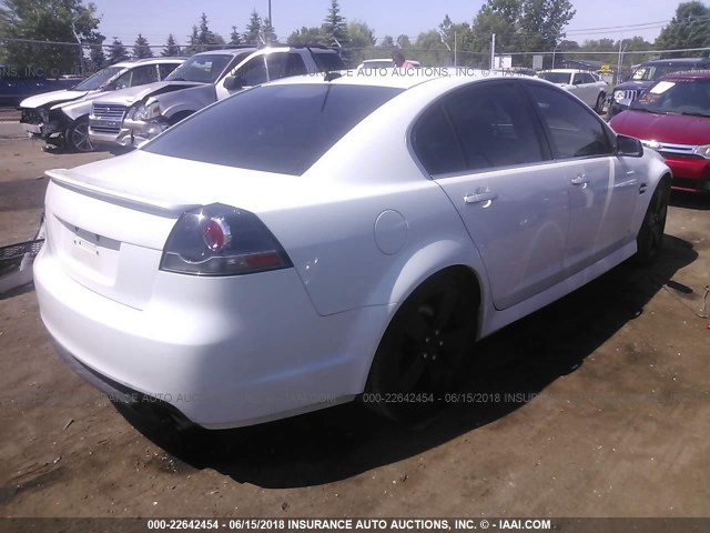 6G2EC57Y99L204904 - 2009 PONTIAC G8 GT WHITE photo 4