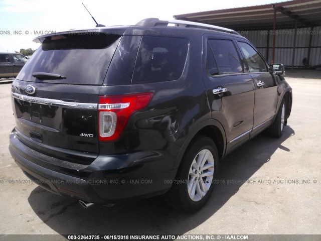 1FMHK8D8XBGA03263 - 2011 FORD EXPLORER XLT BLACK photo 4