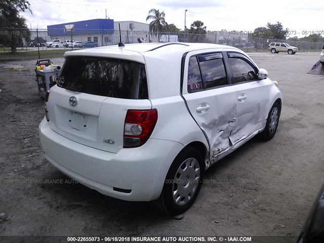 JTKKU10499J047923 - 2009 TOYOTA SCION XD WHITE photo 4