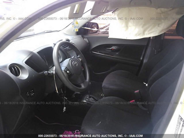 JTKKU10499J047923 - 2009 TOYOTA SCION XD WHITE photo 5