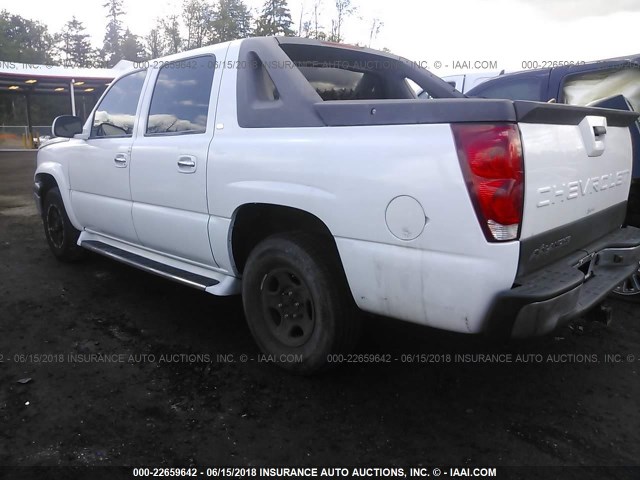 3GNEC12T94G199598 - 2004 CHEVROLET AVALANCHE C1500 WHITE photo 3