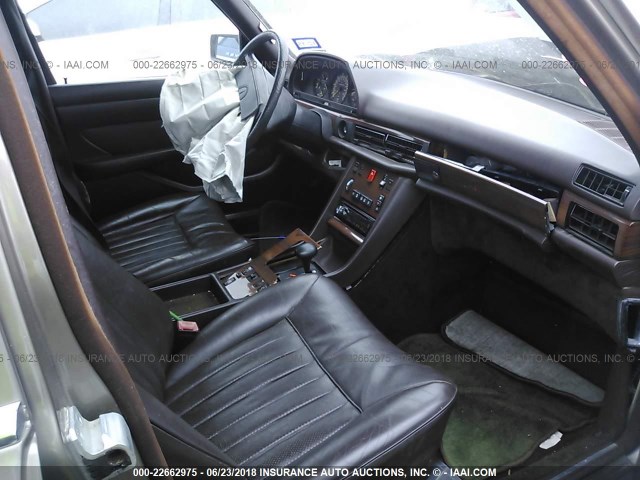 WDBCA35DXHA301094 - 1987 MERCEDES-BENZ 420 SEL BROWN photo 5