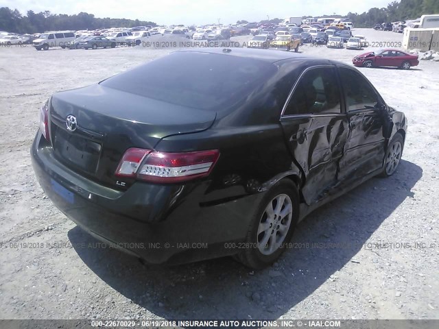 4T1BF3EK3BU725117 - 2011 TOYOTA CAMRY SE/LE/XLE GREEN photo 4