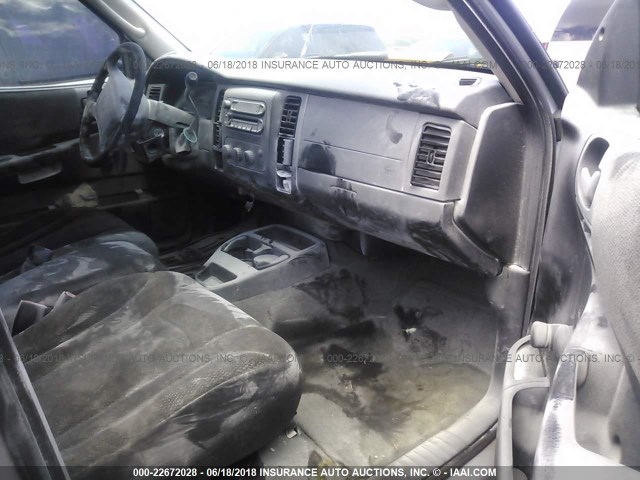 1D7HL38Z83S168143 - 2003 DODGE DAKOTA QUAD SPORT SILVER photo 5