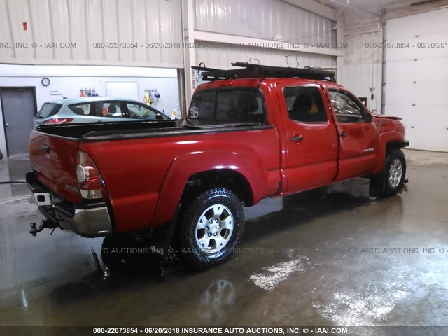 3TMMU4FN1FM075053 - 2015 TOYOTA TACOMA DOUBLE CAB LONG BED RED photo 4