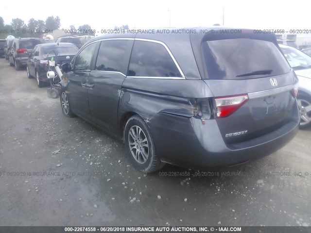 5FNRL5H68CB121496 - 2012 HONDA ODYSSEY EXL GRAY photo 3