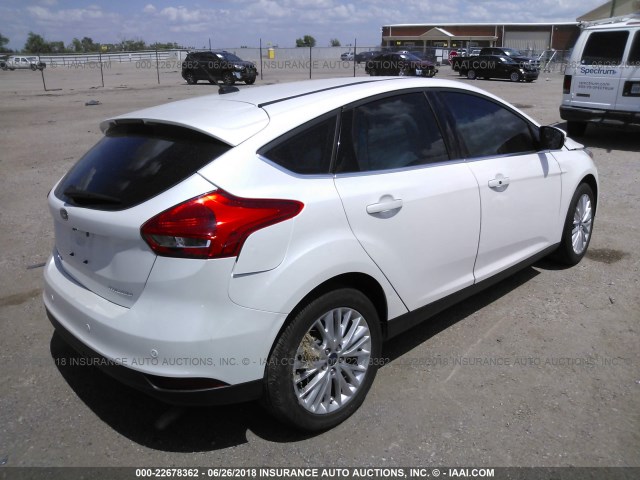 1FADP3N25GL307025 - 2016 FORD FOCUS TITANIUM WHITE photo 4