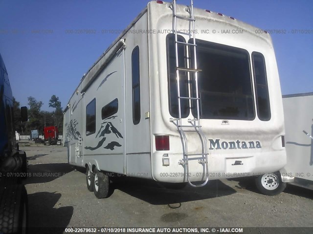 4YDF357224D510643 - 2004 KEYSTONE MONTANA WHITE photo 3