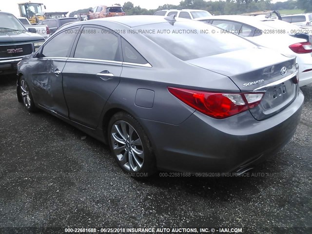 5NPEC4AB9DH505547 - 2013 HYUNDAI SONATA SE/LIMITED GRAY photo 3